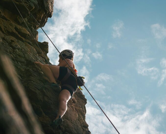 noah-master-75AtSP3Irqc-unsplash